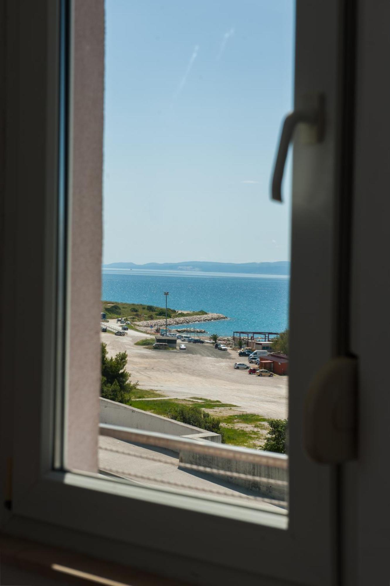 Split - Znjan - Luxury New Apartment On The Beach With Selfcheckin Екстериор снимка